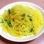 清炒土豆丝 