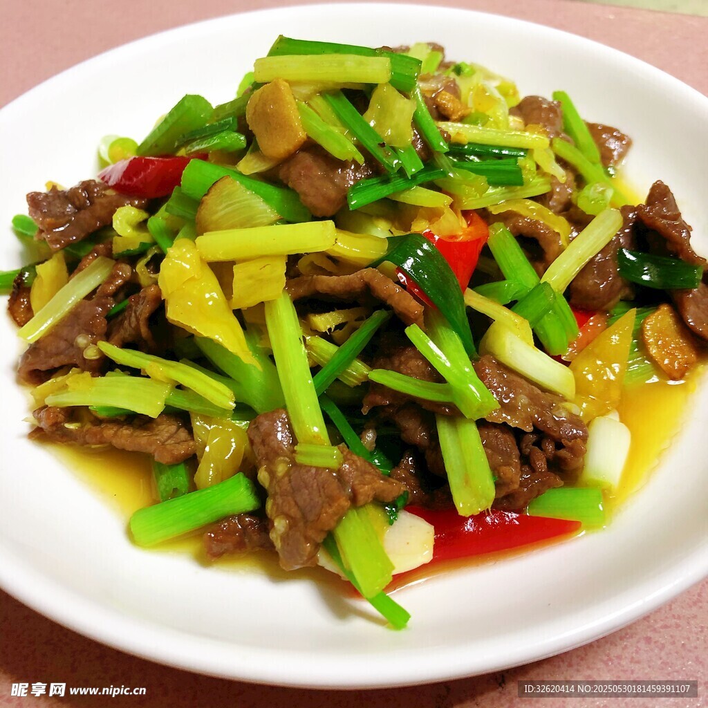 芹菜炒牛肉