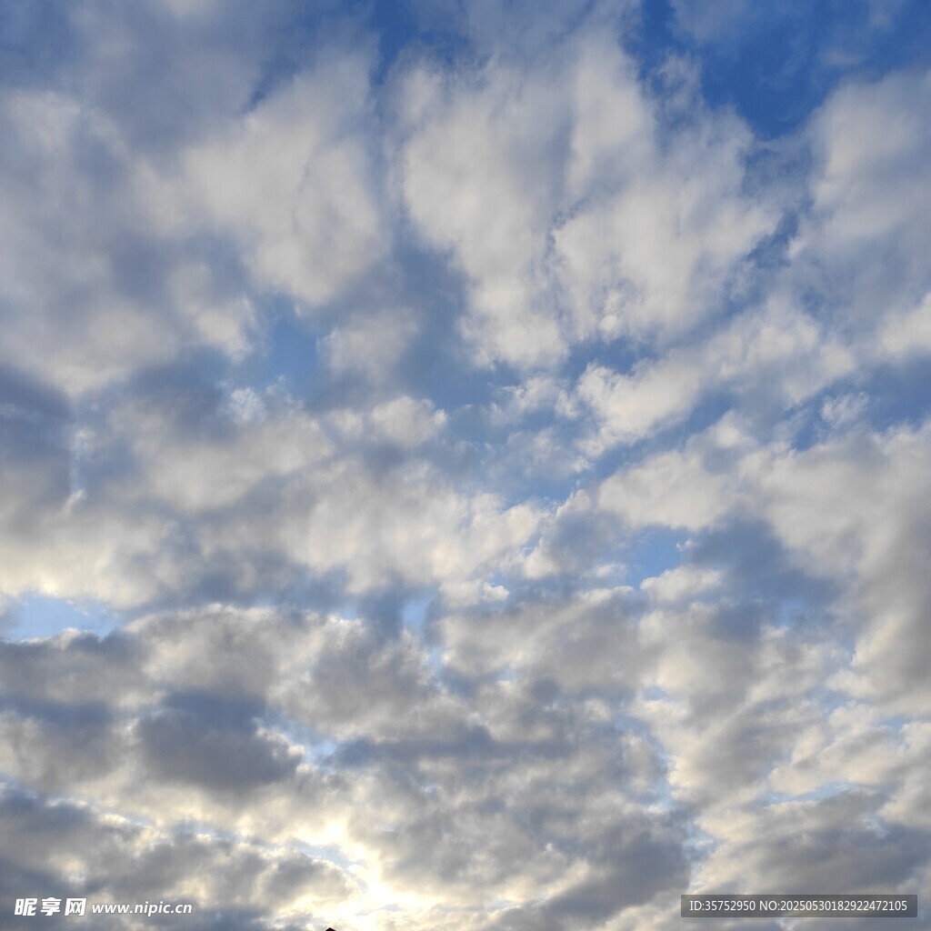 蓝天白云美景