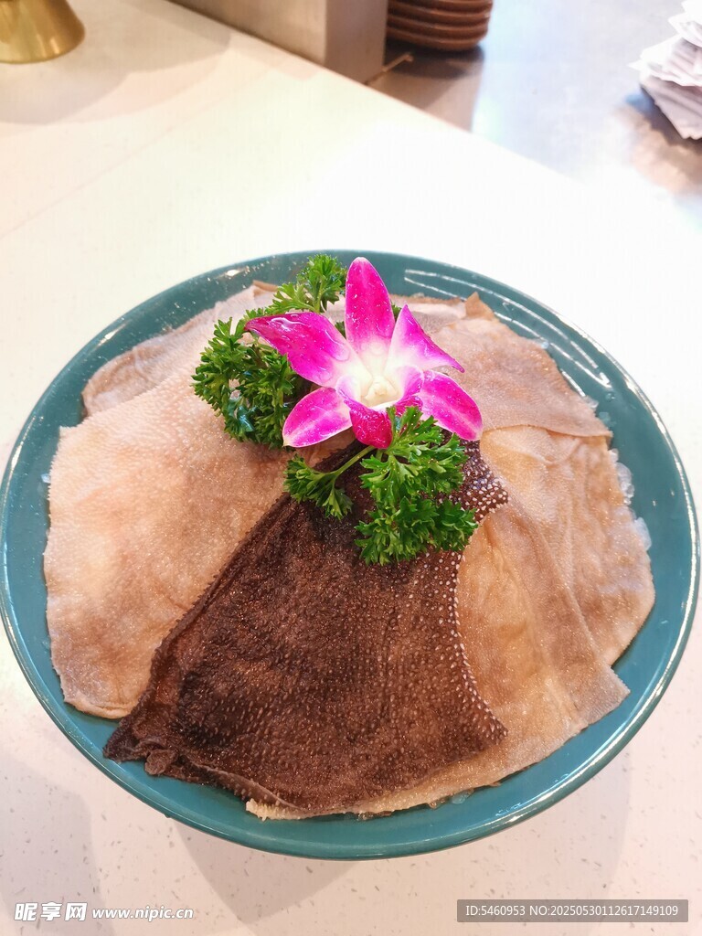 鲜毛肚