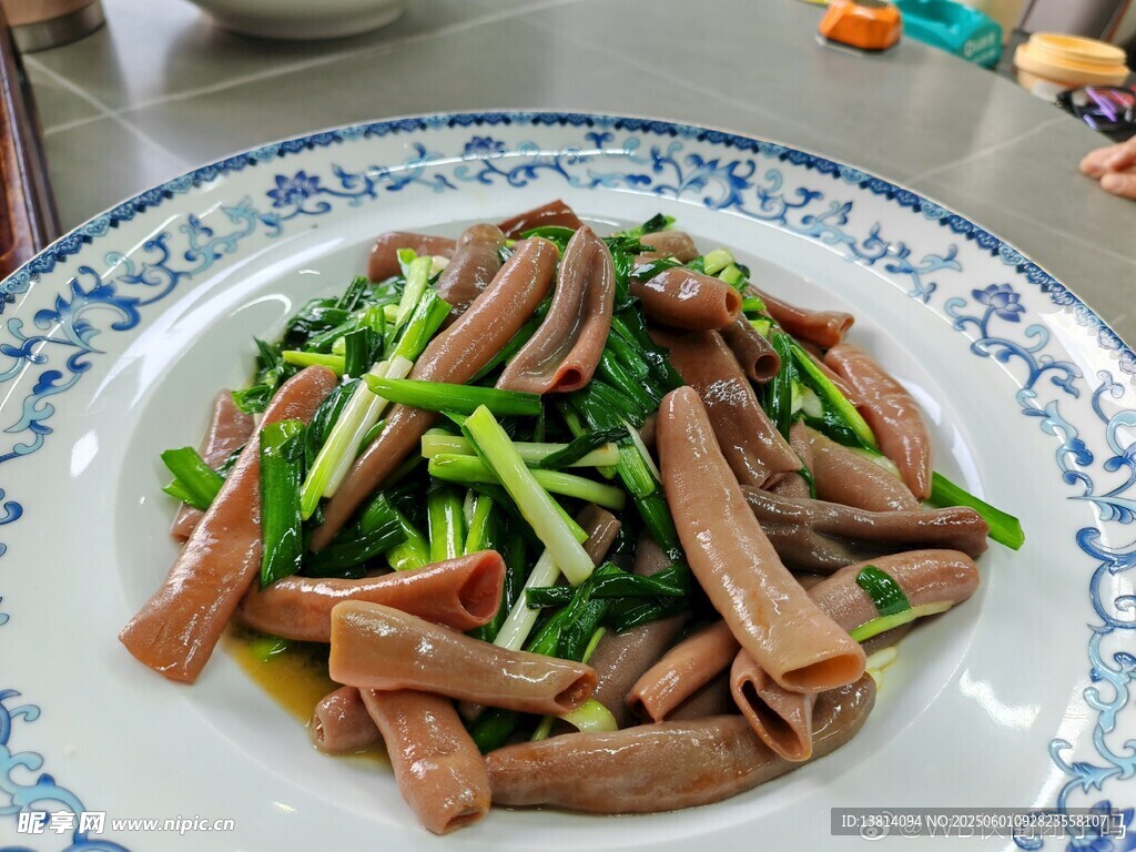 韭菜烤肠