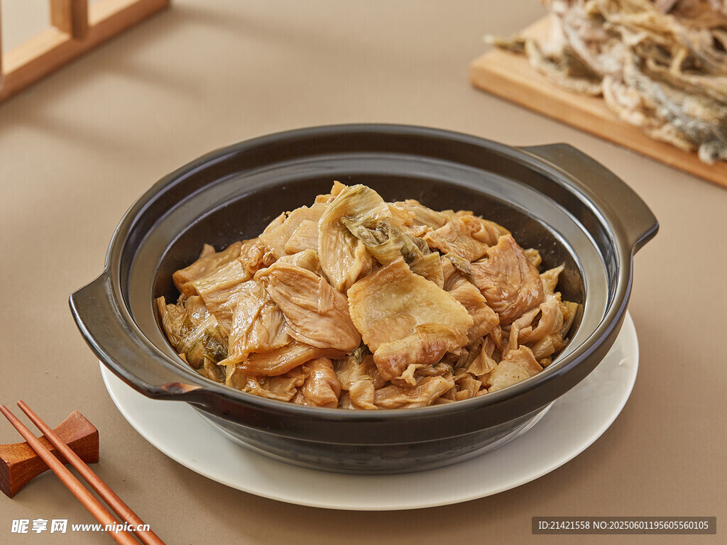 美味砂锅白菜豆腐煲