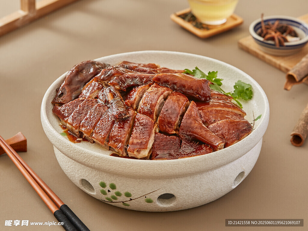 客家三杯鸭