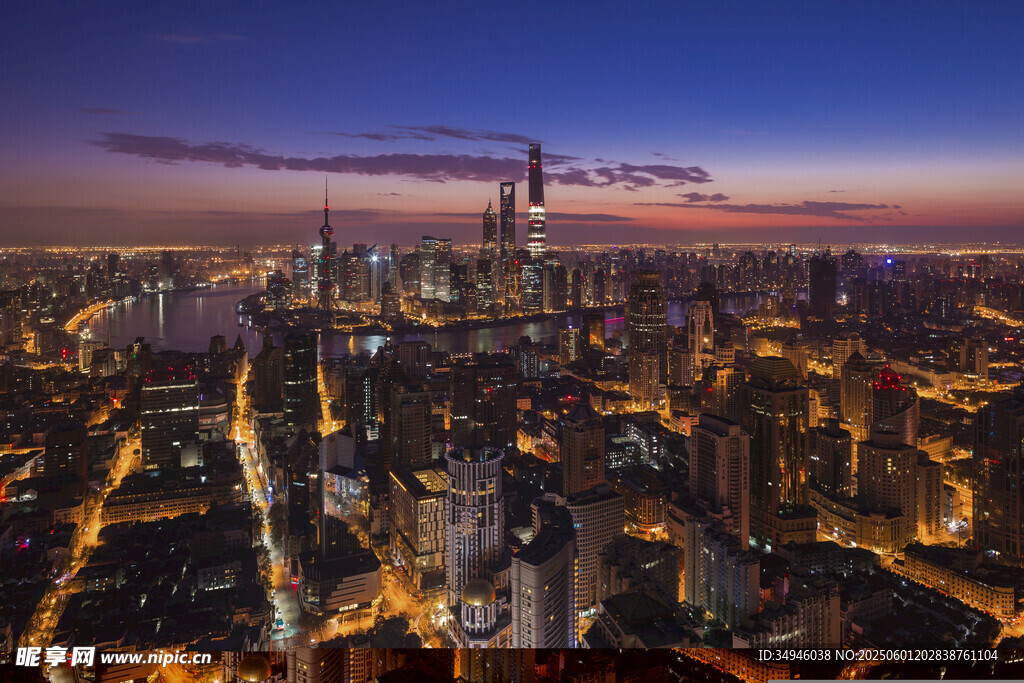 城市璀璨夜景俯瞰图