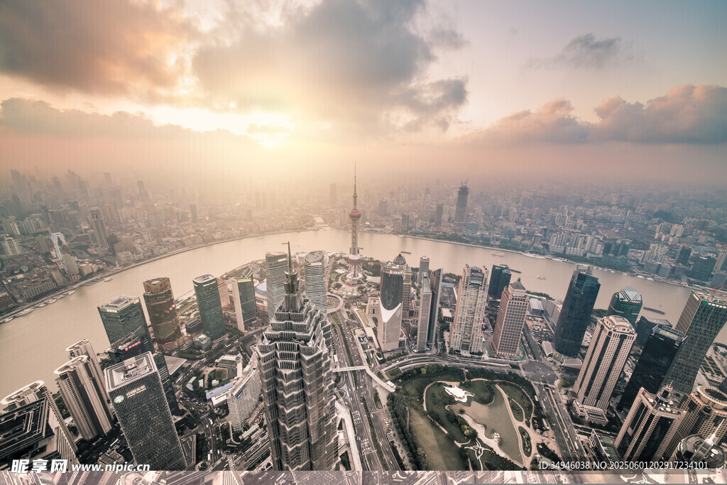 上海城市天际线壮丽景观