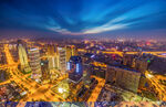 城市璀璨夜景俯瞰图