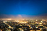 城市璀璨夜景俯瞰图