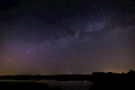 夜空下的星河美景