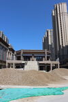 中式建筑与现代高楼景观
