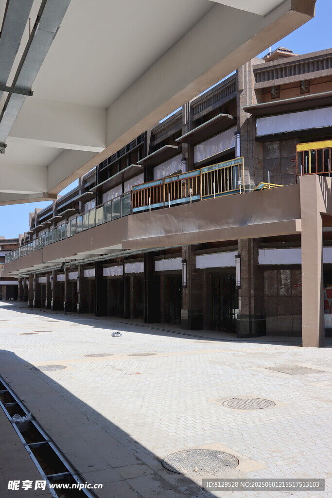 现代风格户外商业建筑空间