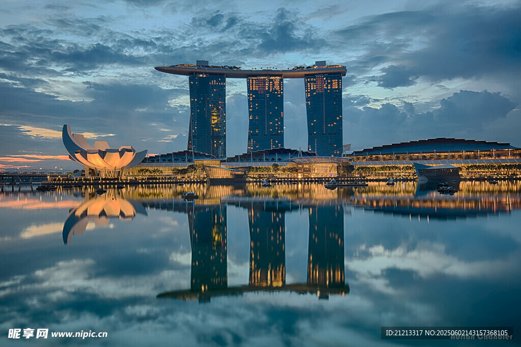 新加坡滨海湾美丽夜景