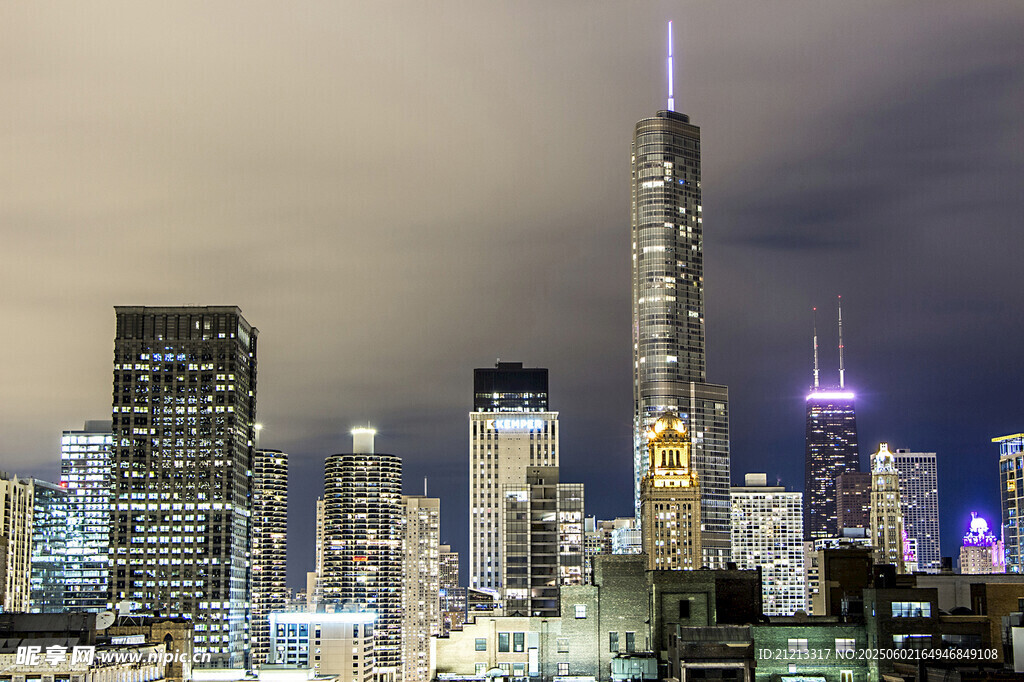 繁华都市夜景天际线