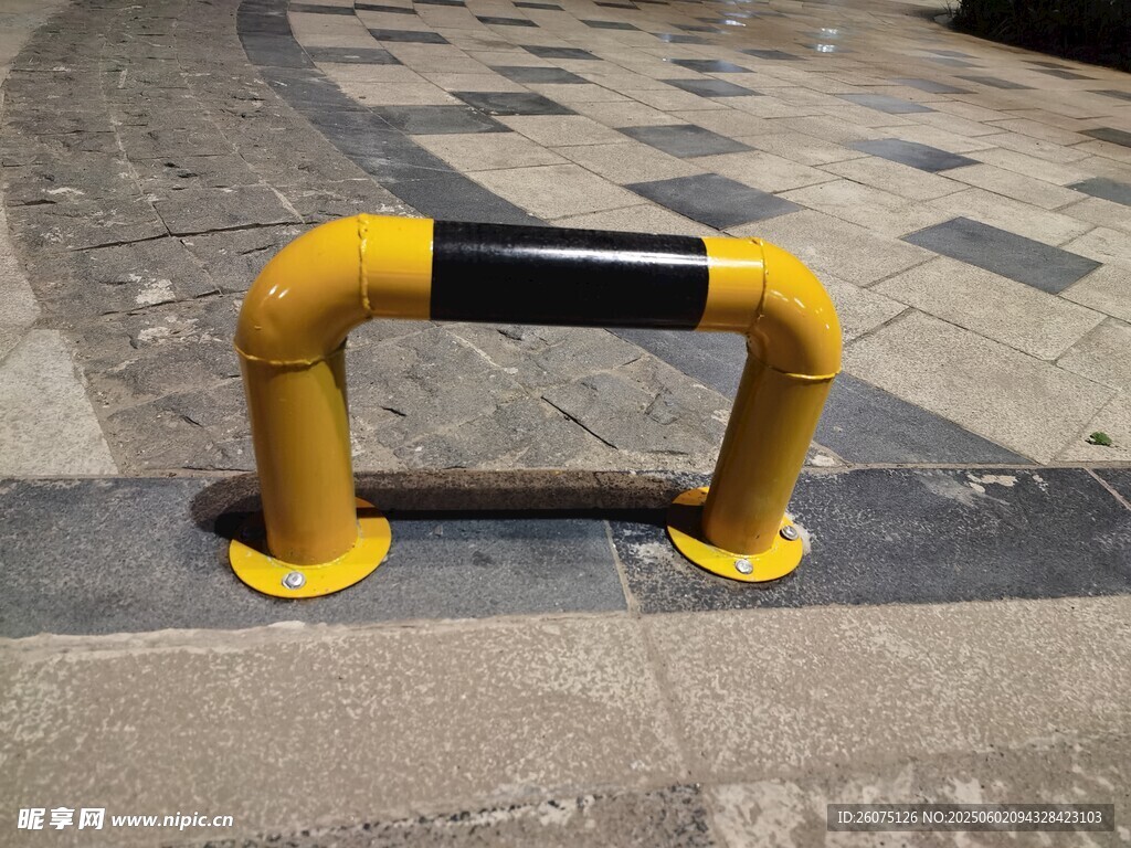 阻拦设施