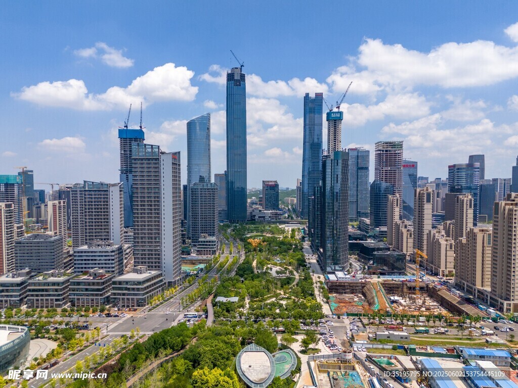 繁华都市天际线俯瞰景观