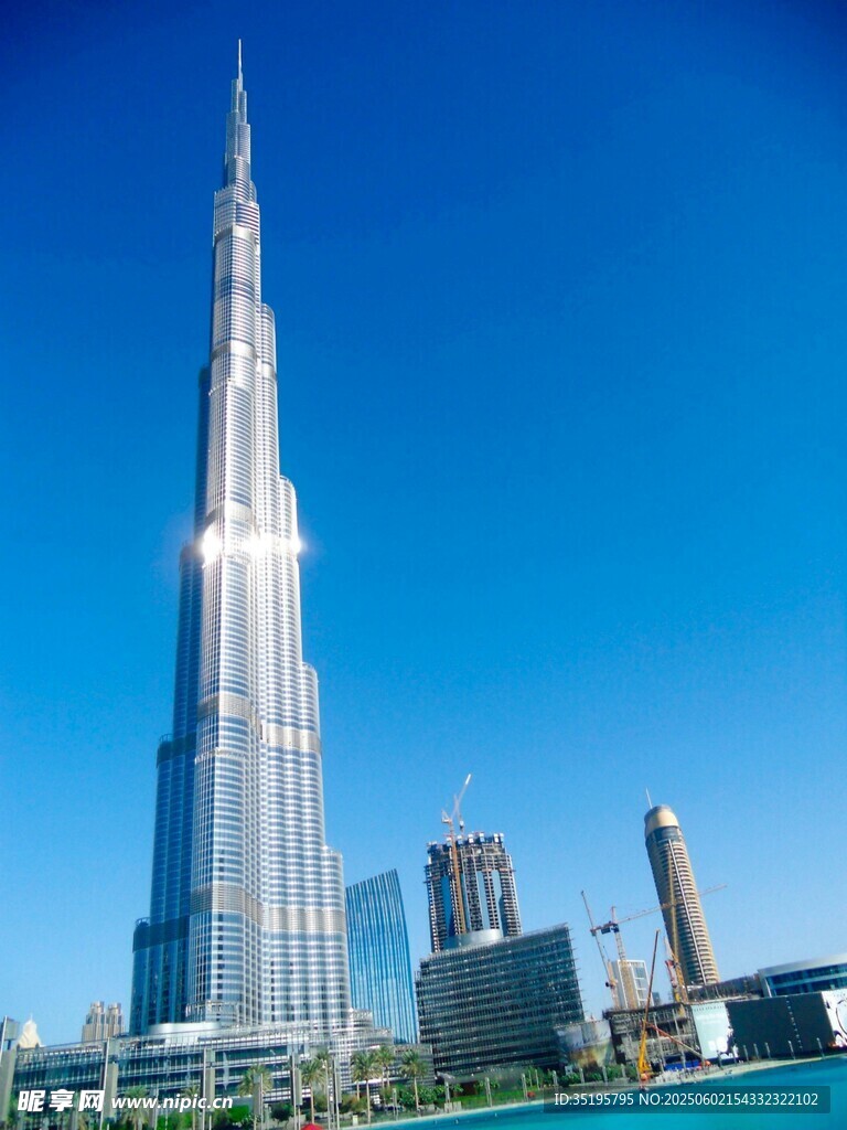 迪拜哈利法塔城市天际线
