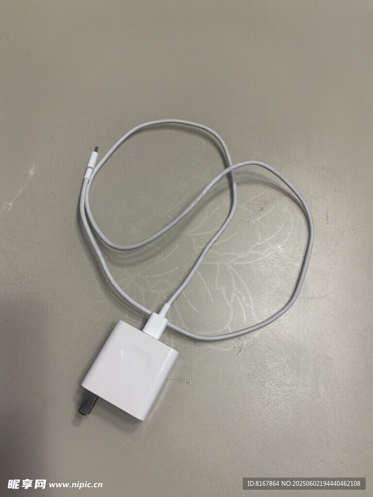 白色电源转换线