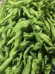 鲜嫩褶皱青椒特写