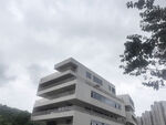 现代风格多层建筑外观