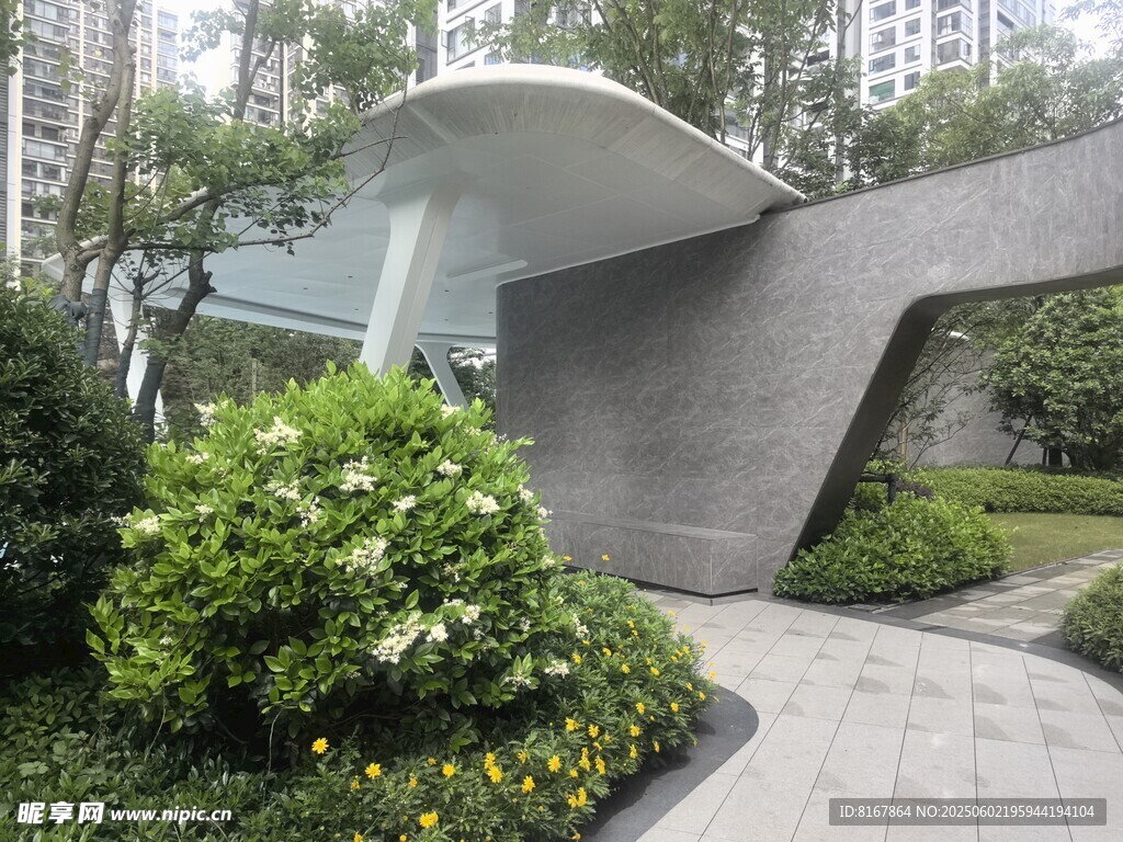 现代风格景观建筑一角