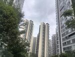 城市林立的高层住宅楼
