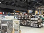 超市内景展示多样商品