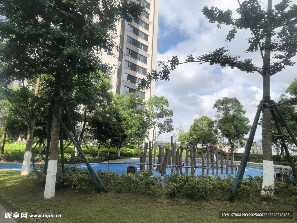小区内的绿化与休闲景观