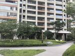 现代小区景观建筑一角