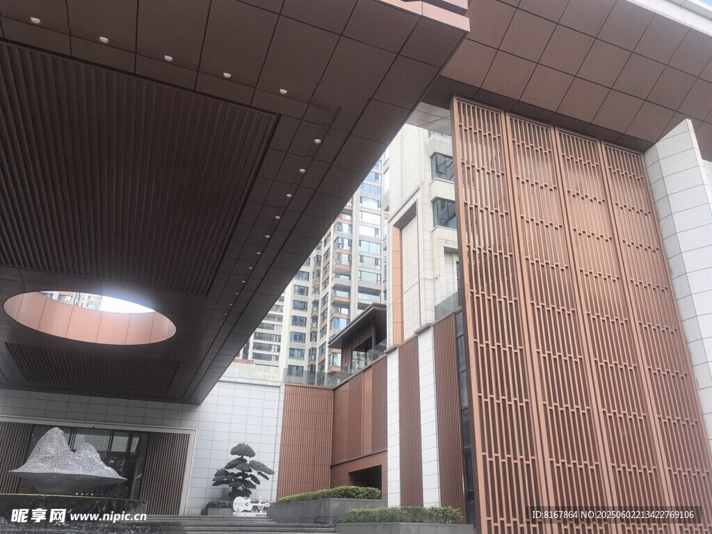 现代建筑外观独特景致