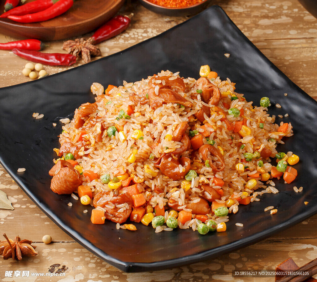 肥肠炒饭