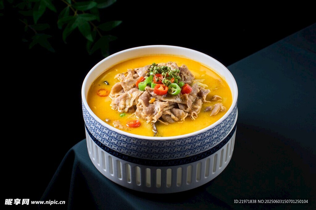 金汤鸡丝美食诱人肥牛
