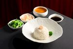 精致日式饭团及配套小菜