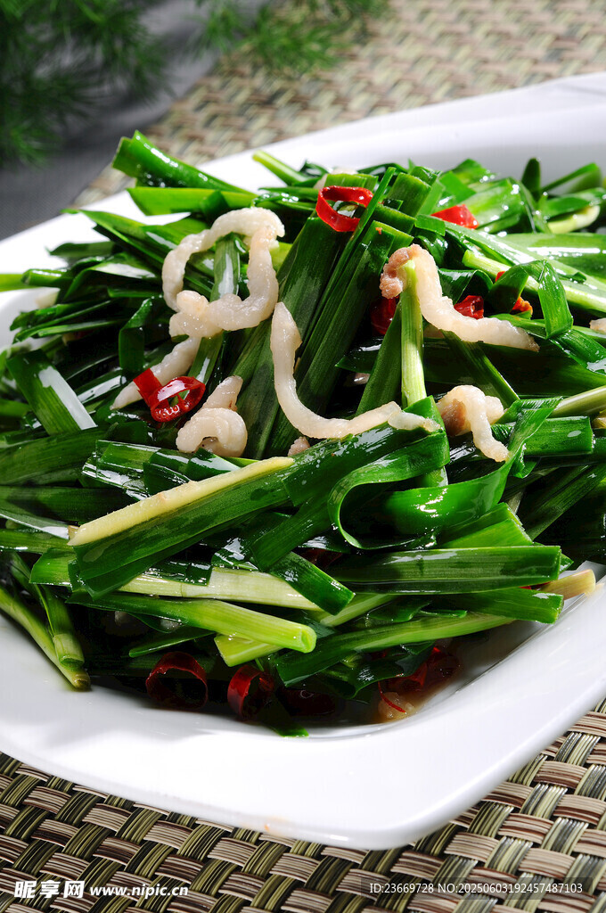 韭菜肉丝