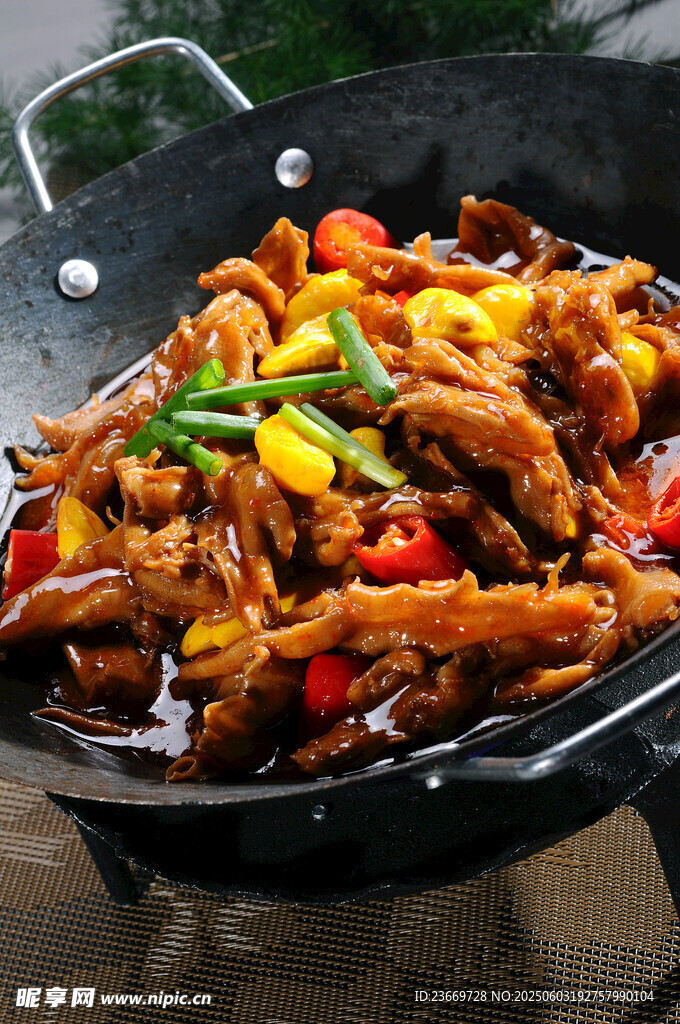 干锅美味鸡柳