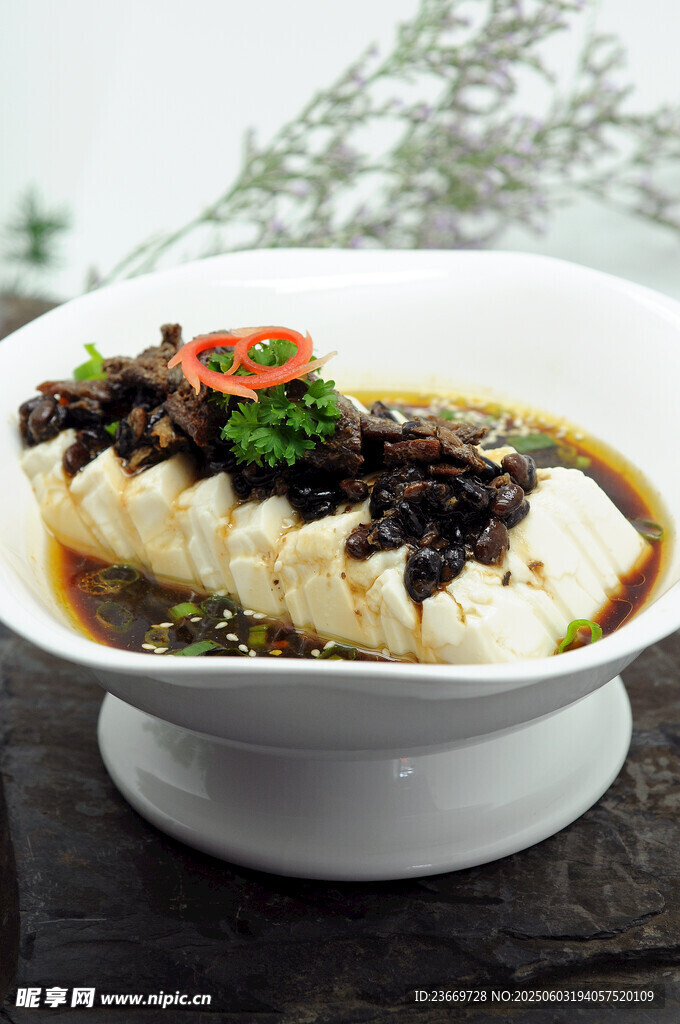 豆豉蒸豆腐