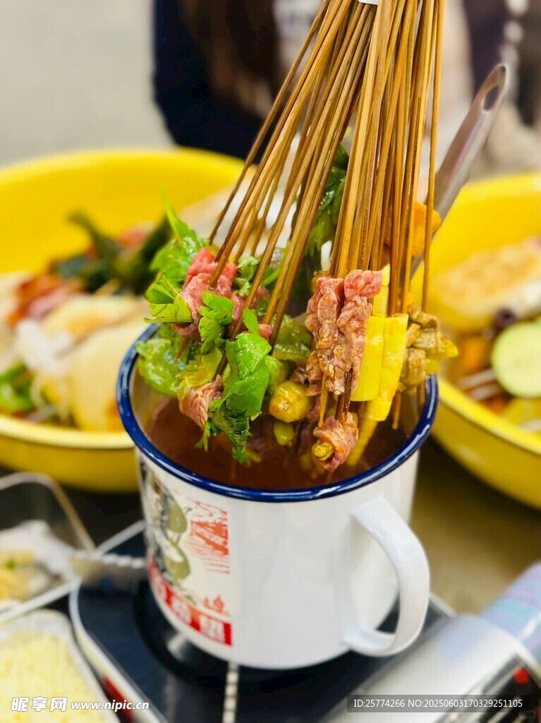 缸子串串香