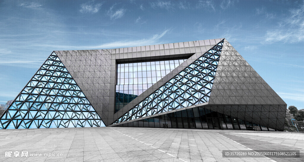 现代独特几何造型建筑