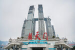 武汉地标建筑双子塔景观