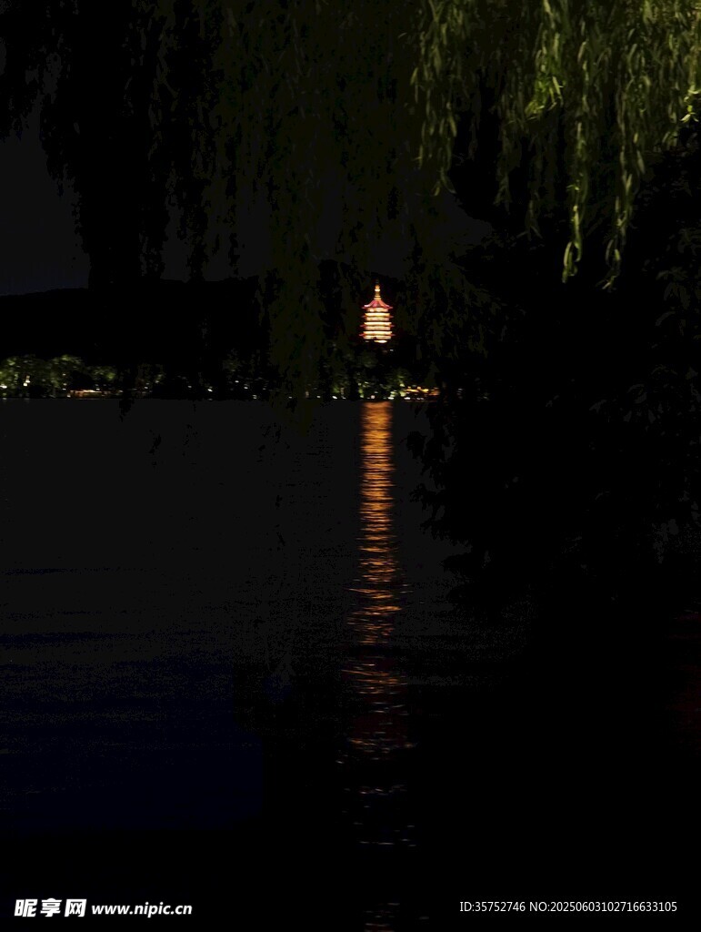 西湖夜景