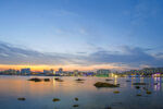 海滨城市美丽黄昏景象