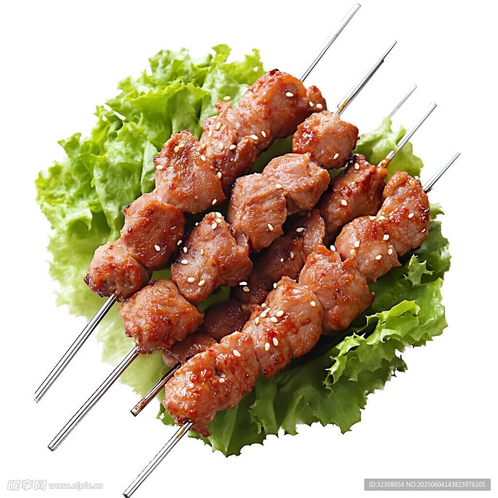 美味烤肉串配新鲜生菜