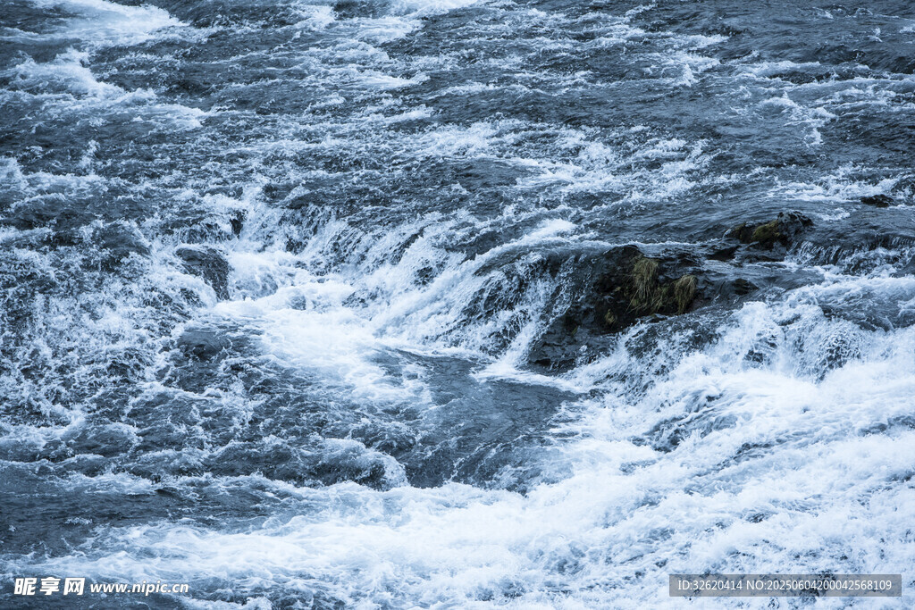 溪流 水花