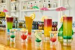 多彩缤纷的创意鸡尾酒展示