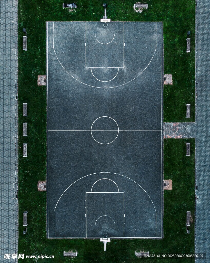 俯视视角篮球场全景图