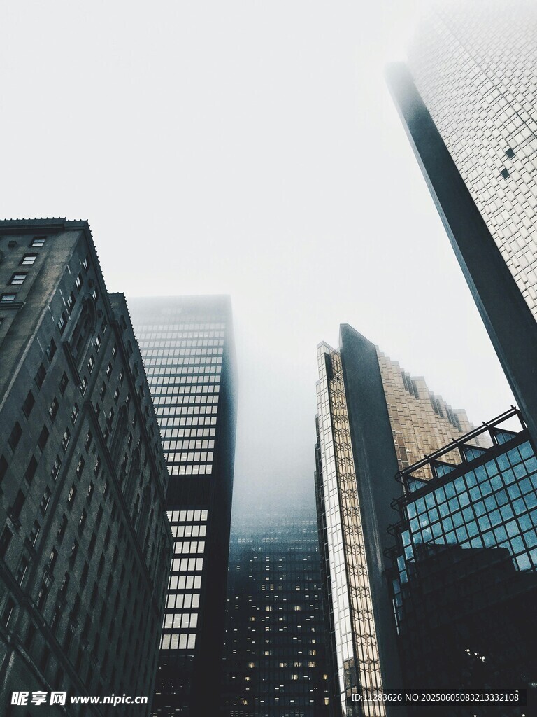 都市高楼林立景象