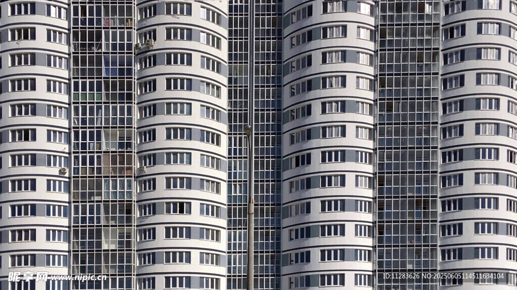 高楼林立的城市建筑景观