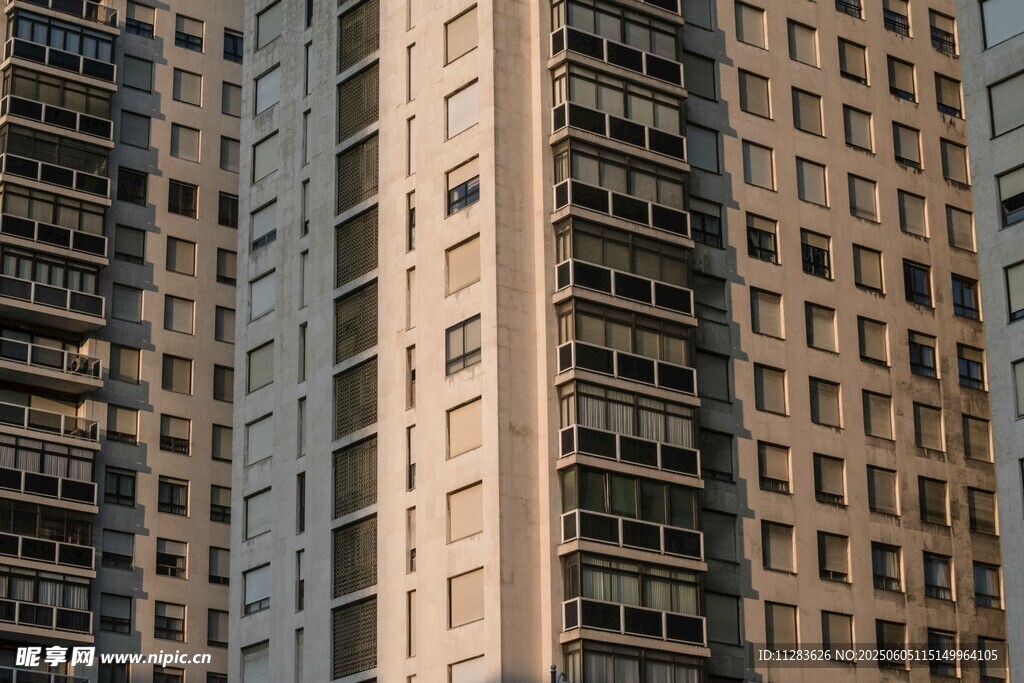 城市高楼建筑外观特写