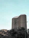 独特造型的高层建筑物