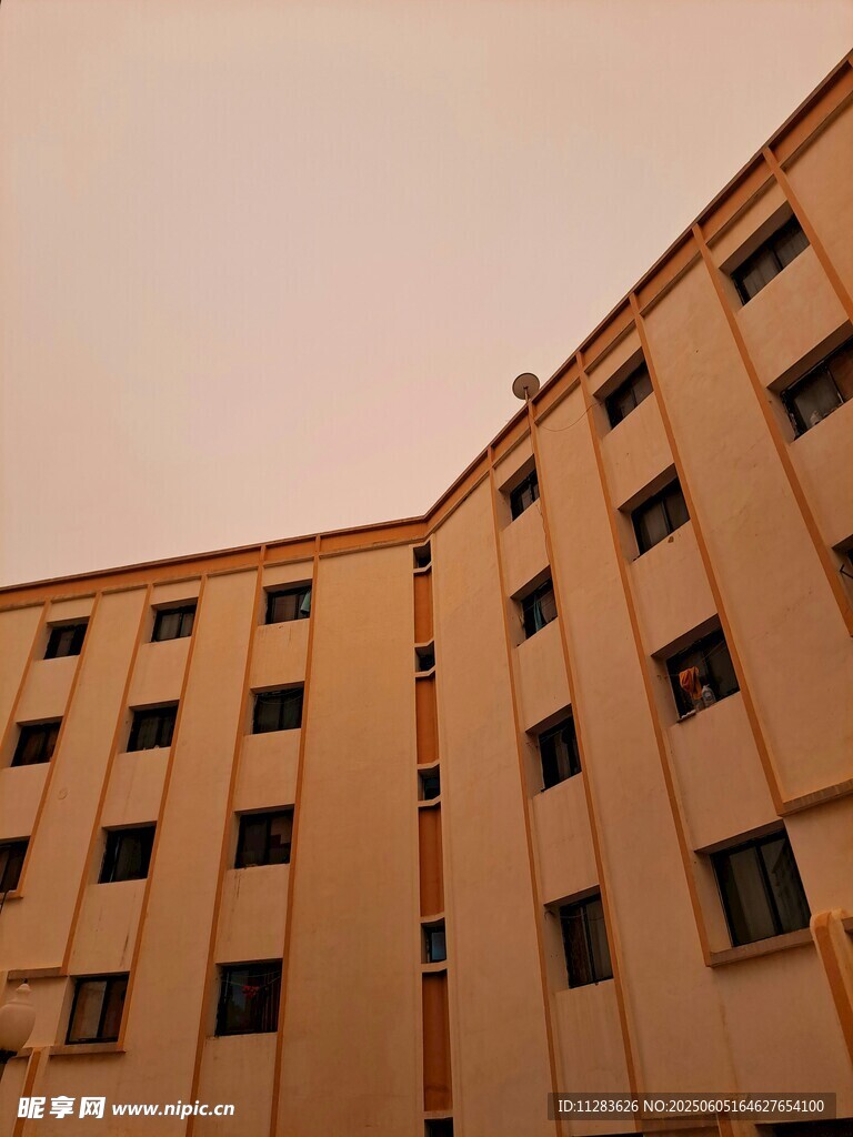 多层建筑外观