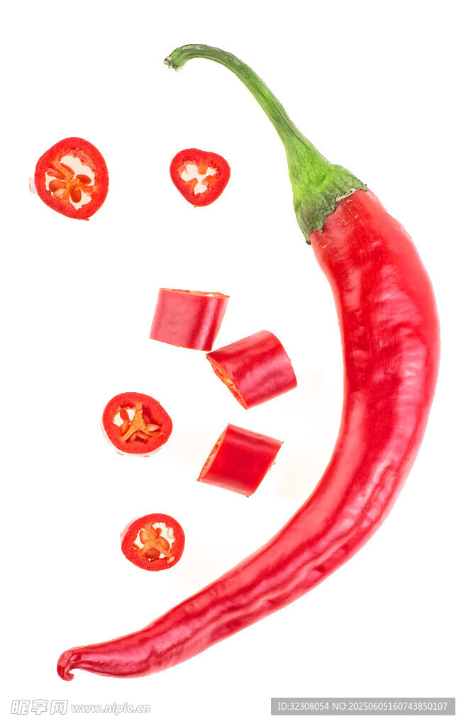 鲜红辣椒切片散落画面