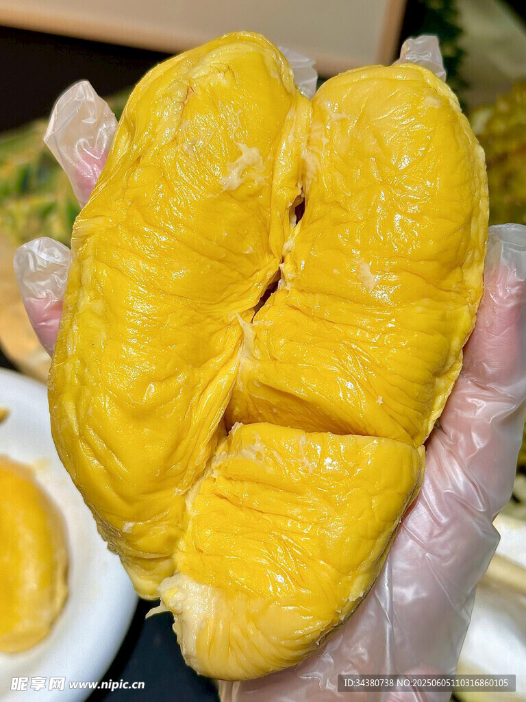 剥开的香甜菠萝蜜果肉